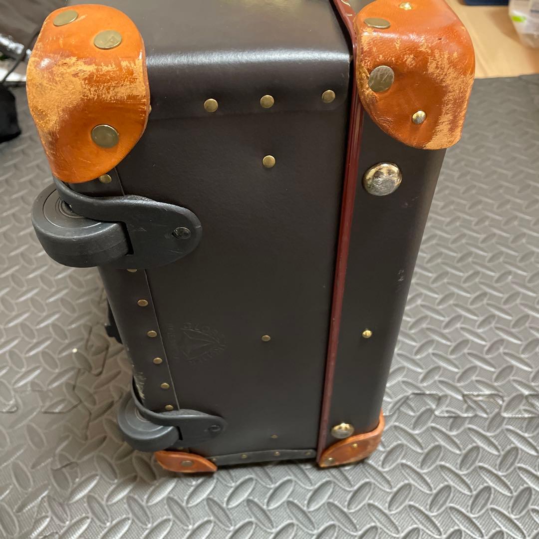 グローブトロッター キャリーケース 2輪 機内持ち込み　ブラウン　スモール