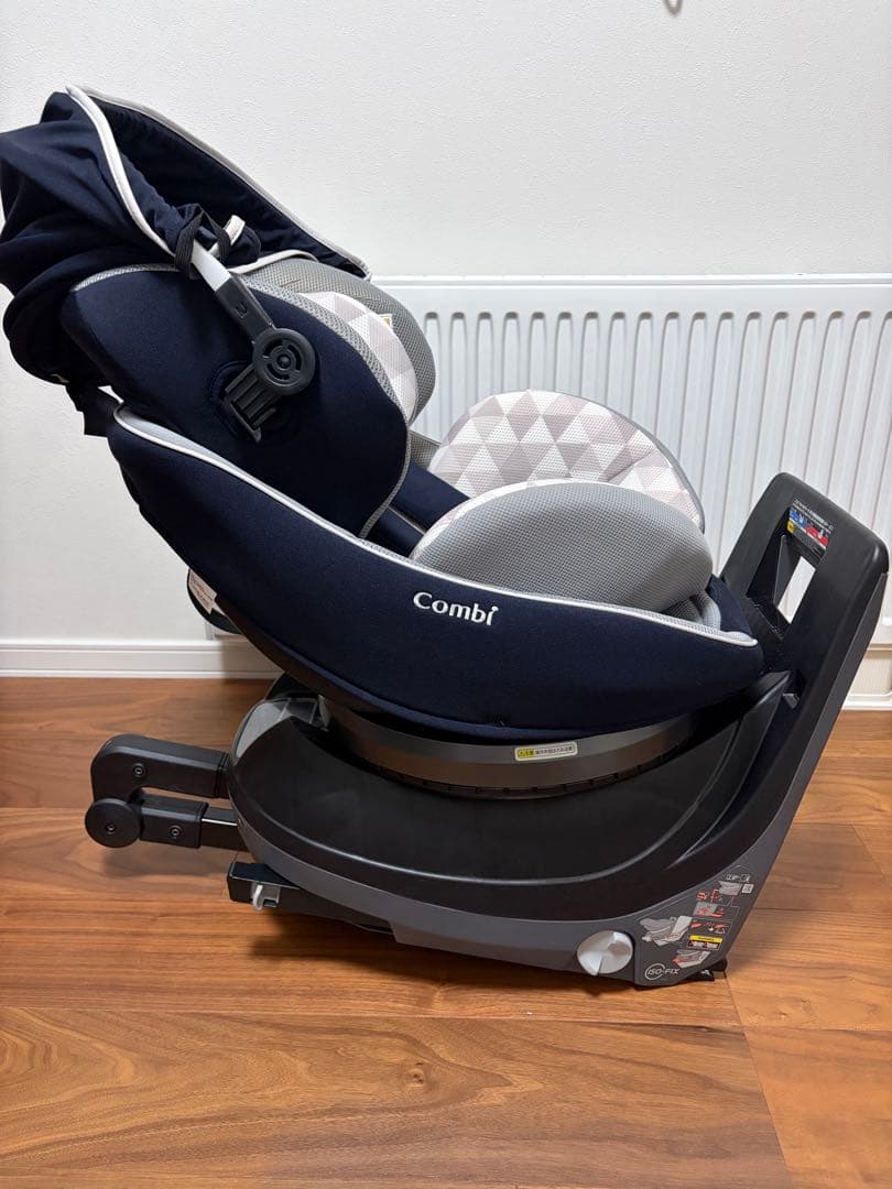 【美品】combi コンビ クルムーブスマートisofix JN-570
