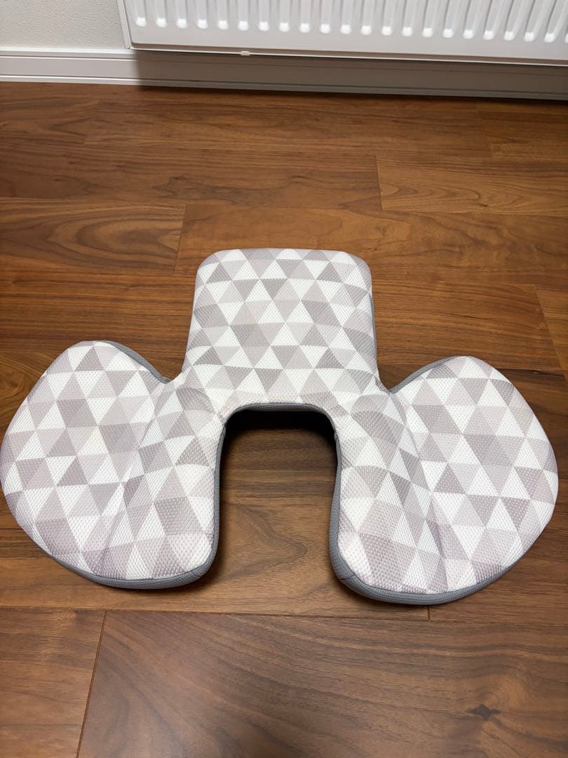 【美品】combi コンビ クルムーブスマートisofix JN-570