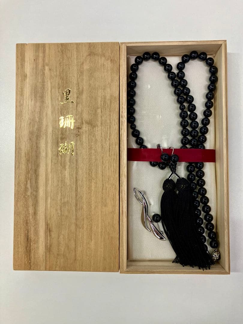 黒珊瑚 アクセサリーセット 木箱なし