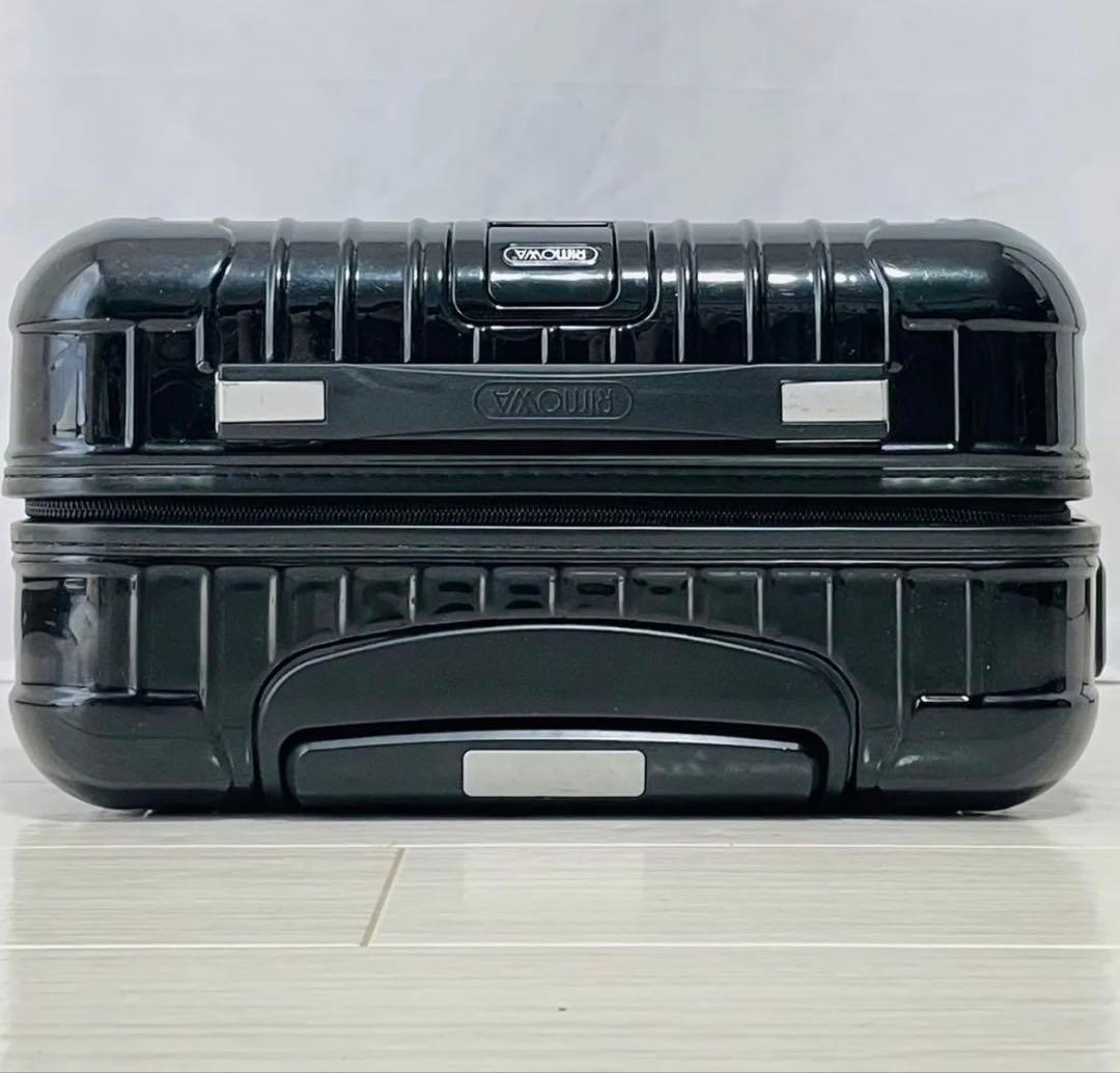 RIMOWA リモワ サルサデラックス 35L 4輪グロスブラック 機内持込