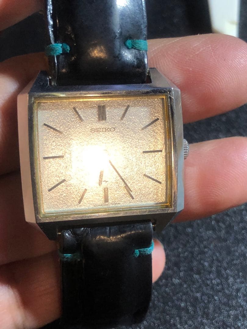 KTA様★美品稼動レア★セイコー　シャリオ　スクエア　手巻き　メンズ　腕時計