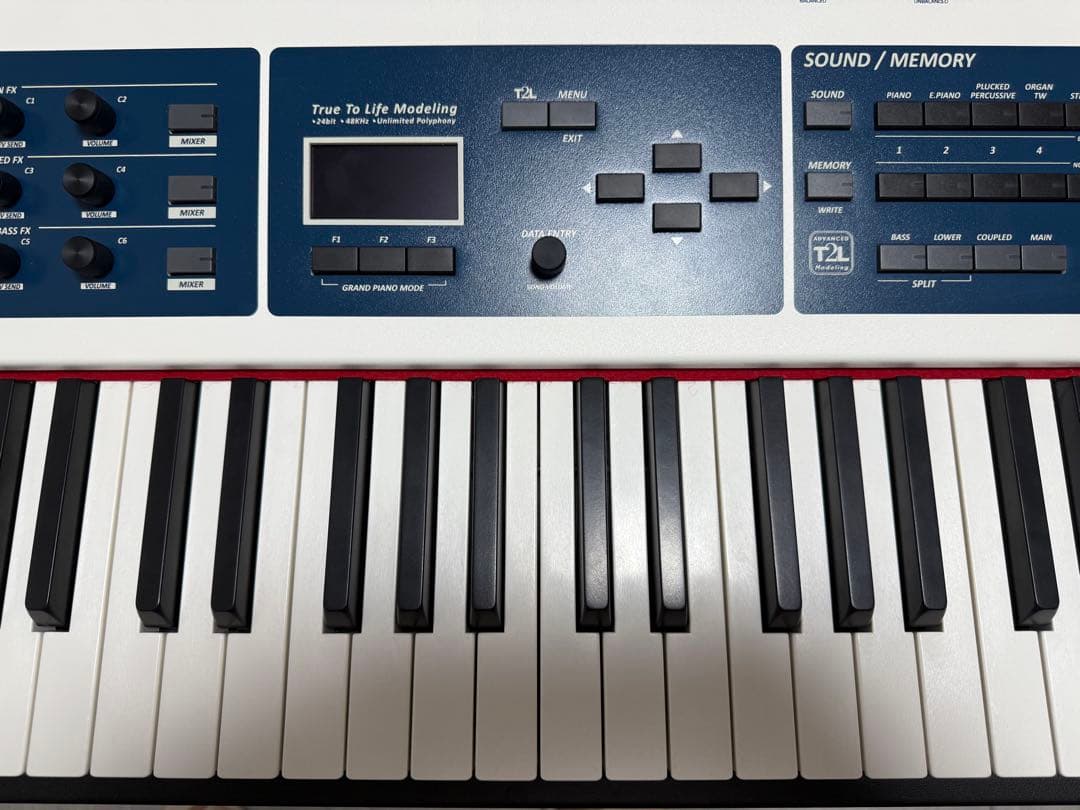 Dexibell VIVO S8 ステージピアノ