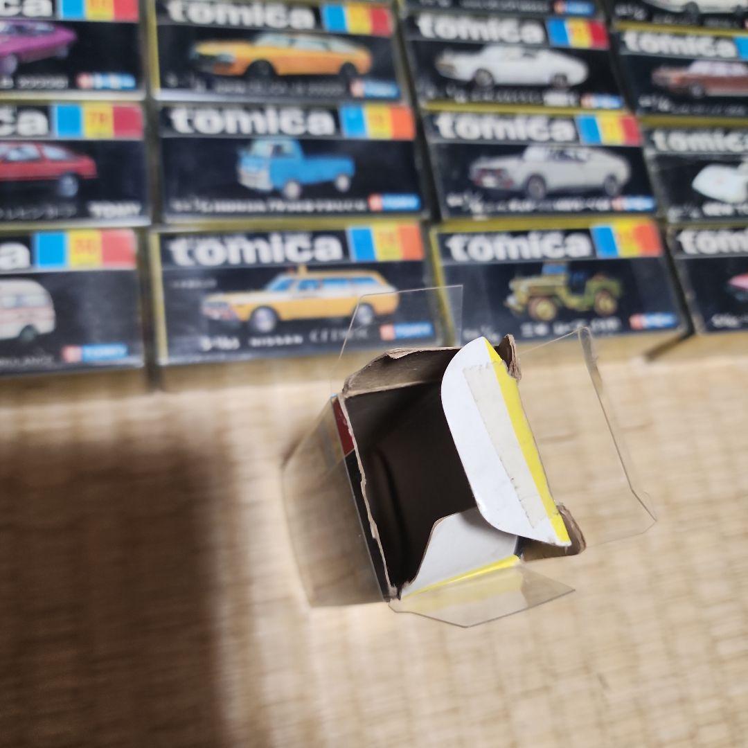 黒箱トミカ　(全て空箱)　35台セット　透明ケース入り