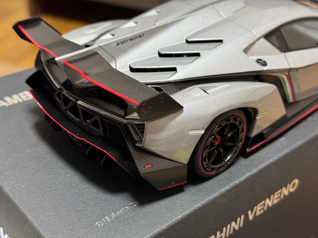 1/18 ランボルギーニ ヴェネーノ　シグネチャーシリーズ 完成品 ミニカー