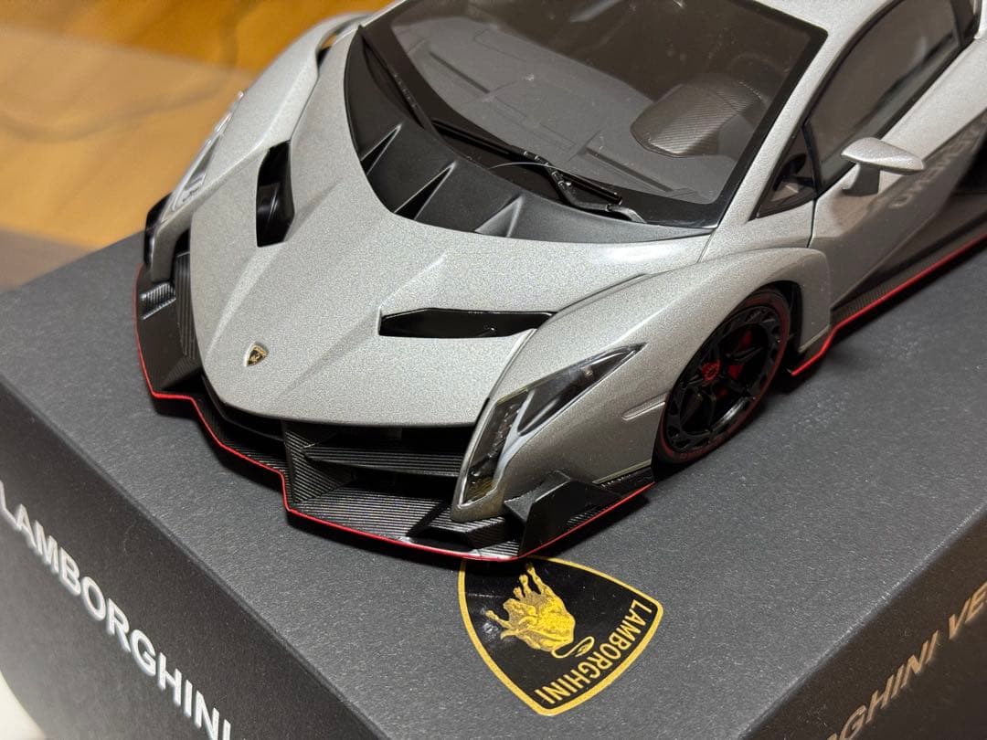 1/18 ランボルギーニ ヴェネーノ　シグネチャーシリーズ 完成品 ミニカー