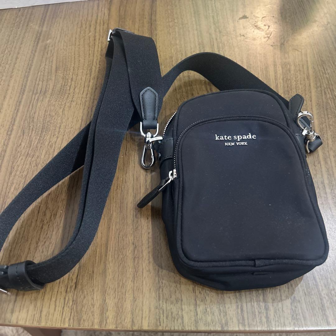 【60%OFF】Kate Spade KSNYL ブラック クロスボディバッグ