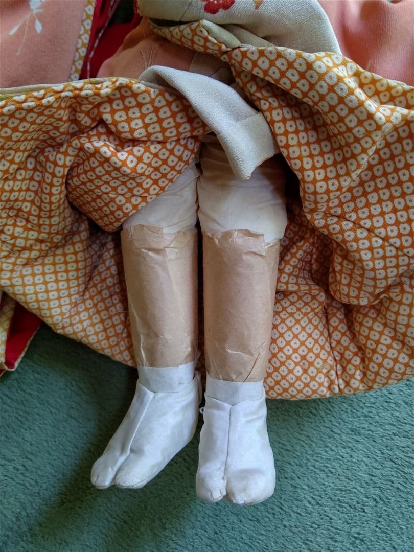 芳龍斎 上手　市松人形 昭和16年～20年 腕布交換済み 梨地 人形