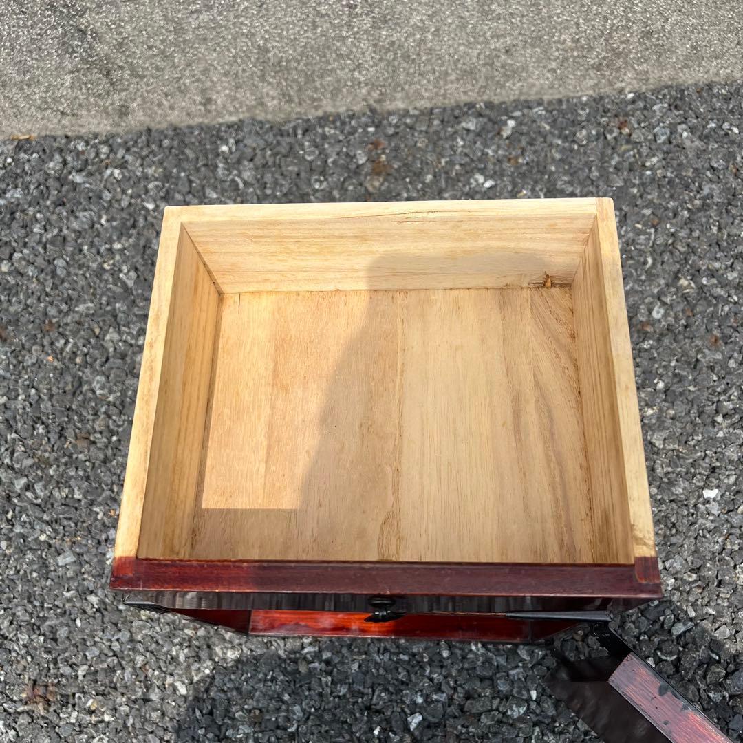 仙台箪笥 渡辺家具店 小箪笥 漆 欅 中桐 小引出 牡丹金具 伝統工芸 木地呂塗