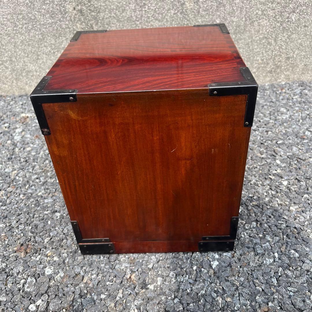 仙台箪笥 渡辺家具店 小箪笥 漆 欅 中桐 小引出 牡丹金具 伝統工芸 木地呂塗