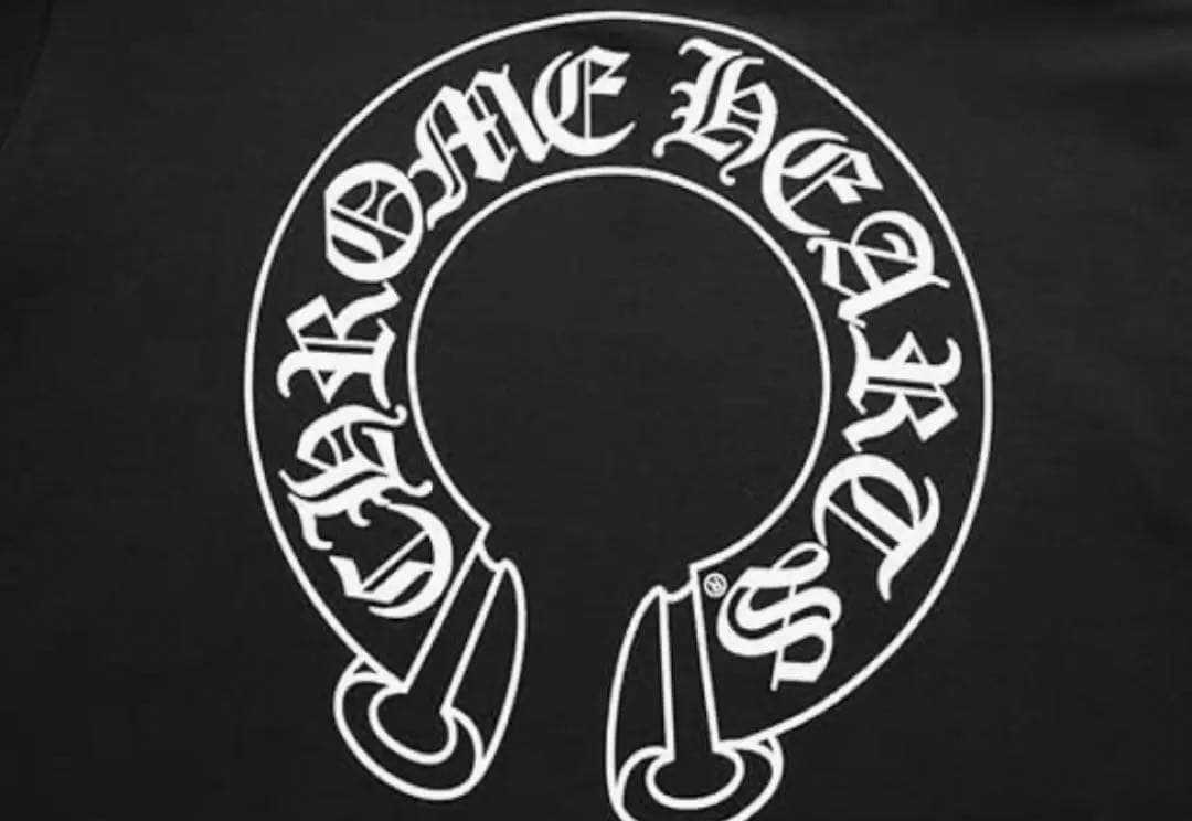 [新品] Chrome Hearts ブラックパーカー