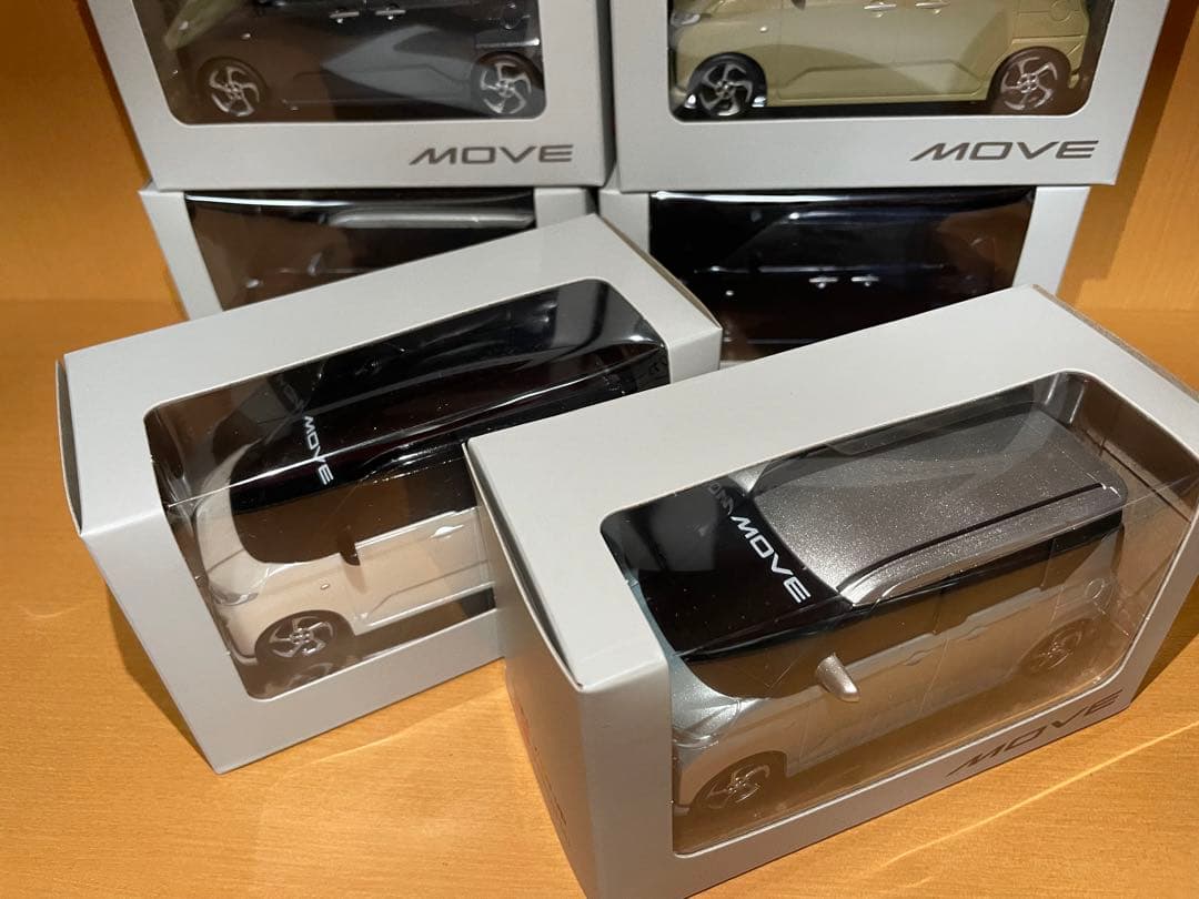新型MOVE ミニカー 8台セット カラー各種