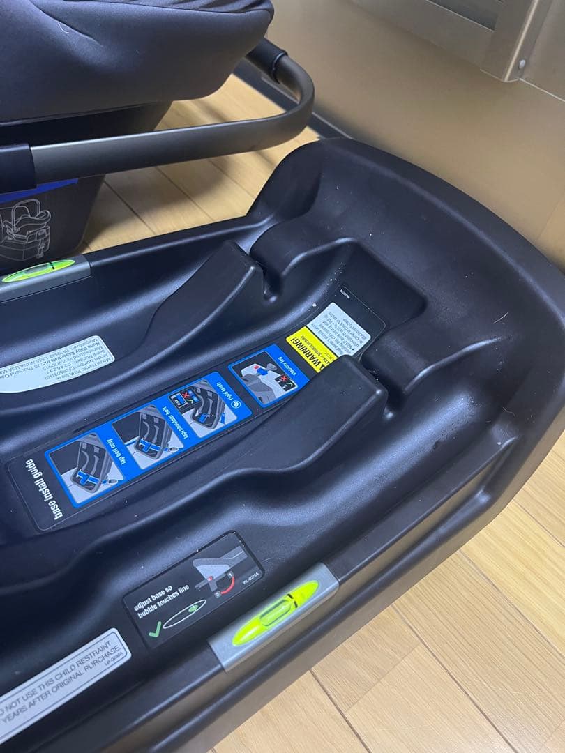 ヌナ　ピパライト　チャイルドシート　ベースセット