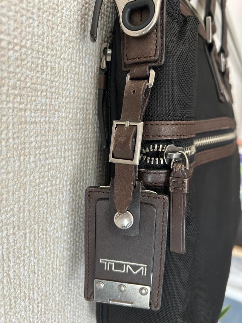 週末限定値下げ❗️⭐️ 美品⭐️日本未発売TUMI トゥミ ブリーフケース