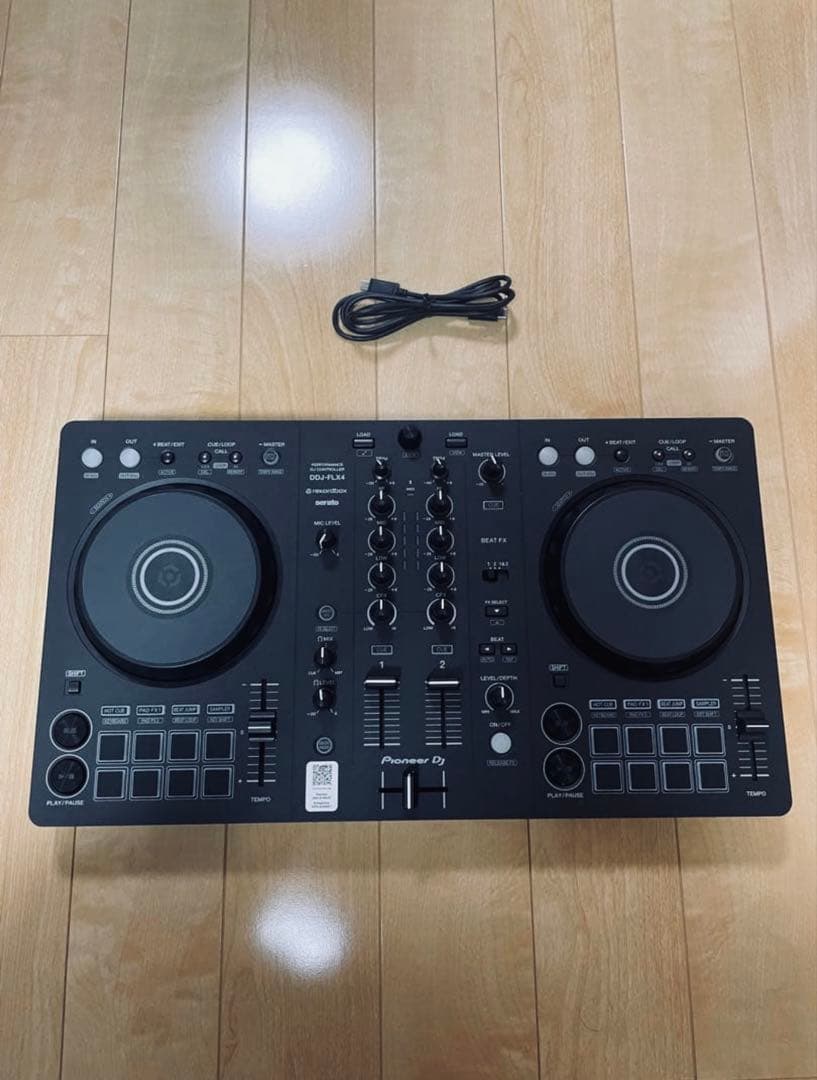 【美品】使用1回のみ Pioneer DJ DDJ-FLX4 DJコントローラー