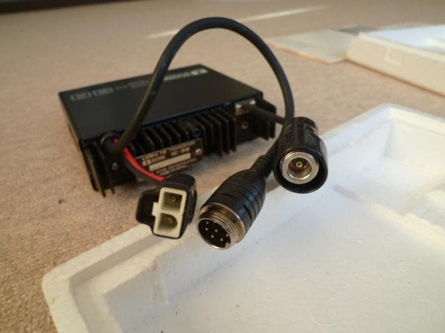 ＩＣＯＭ ＩＣ－３８ ４３０ＭＨｚ帯 トランシーバー