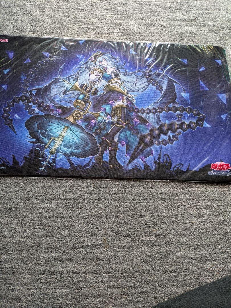 遊戯王　麗しき磁律機壊　プレイマット ジロフソニアゴルゴーン