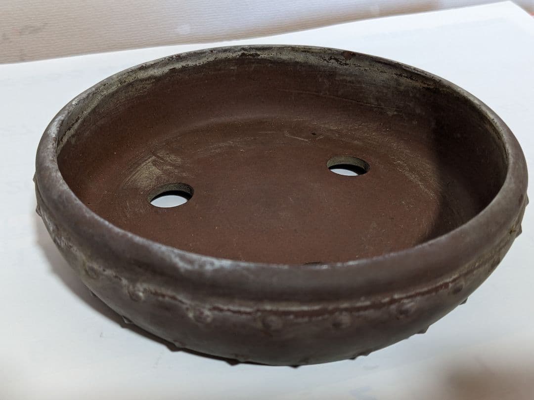 ♦中国古美術品 宜興窯賓山倣古 紫砂 紫泥 鋲打ち丸形三足ミニ盆栽鉢古玩 骨董品