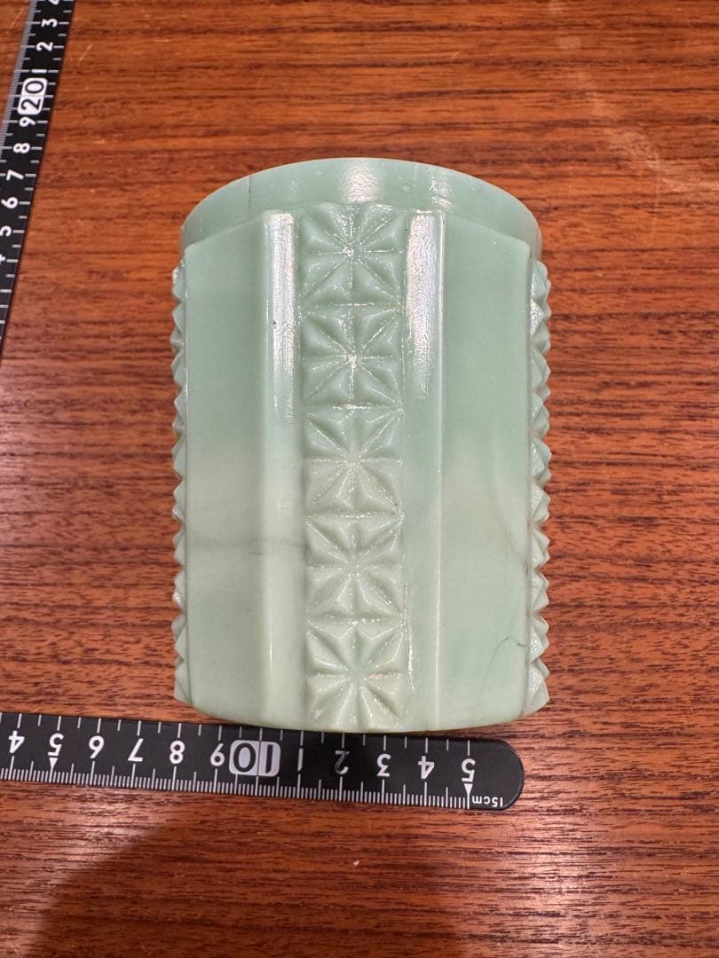 イギリスアンティーク ミントグリーンのガラス容器 金属製蓋付