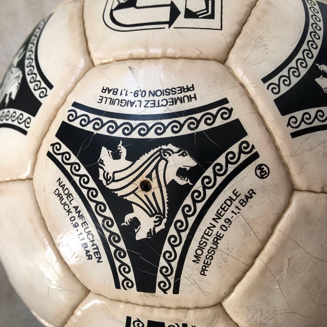 FIFAワールドカップ公式球 エトルスコ・ユニコ 1990