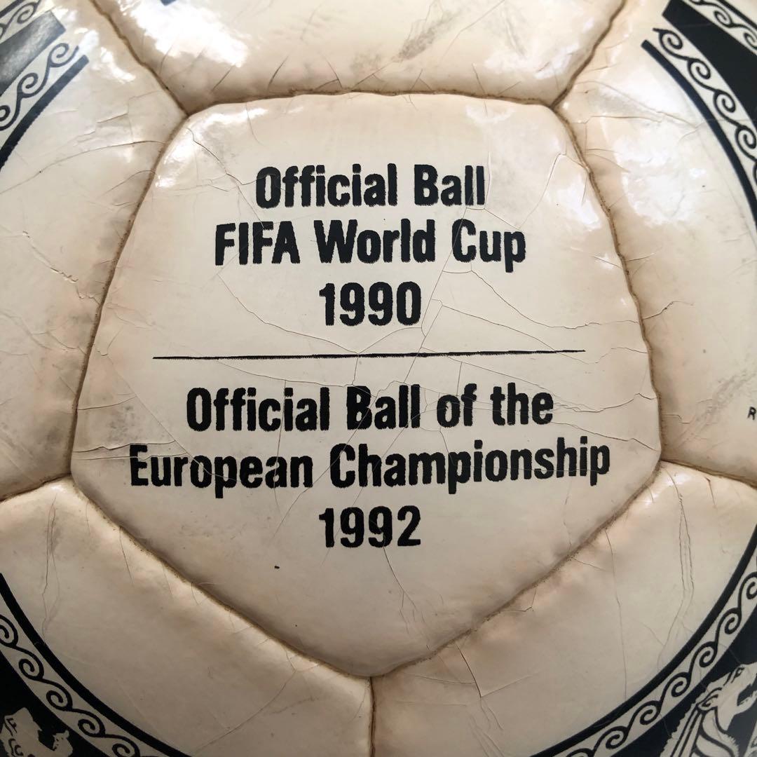 FIFAワールドカップ公式球 エトルスコ・ユニコ 1990