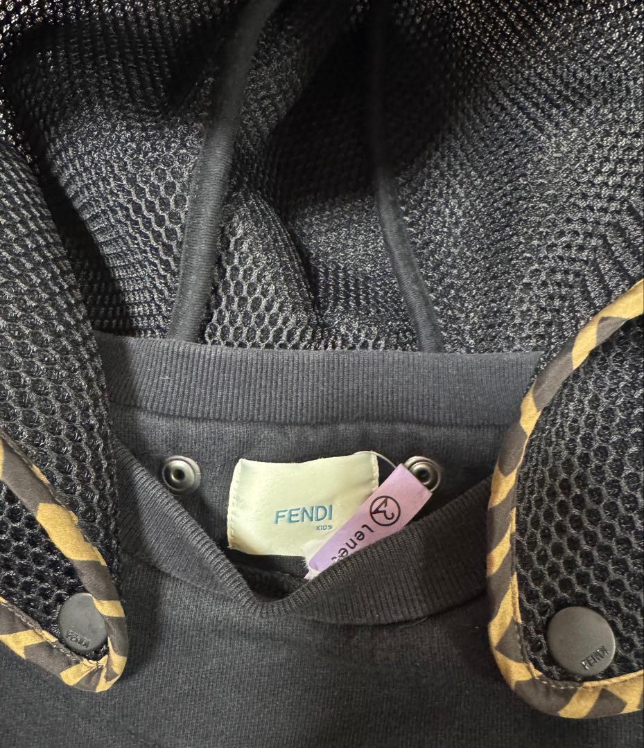 FENDI フェンディ　トレーナー　4A