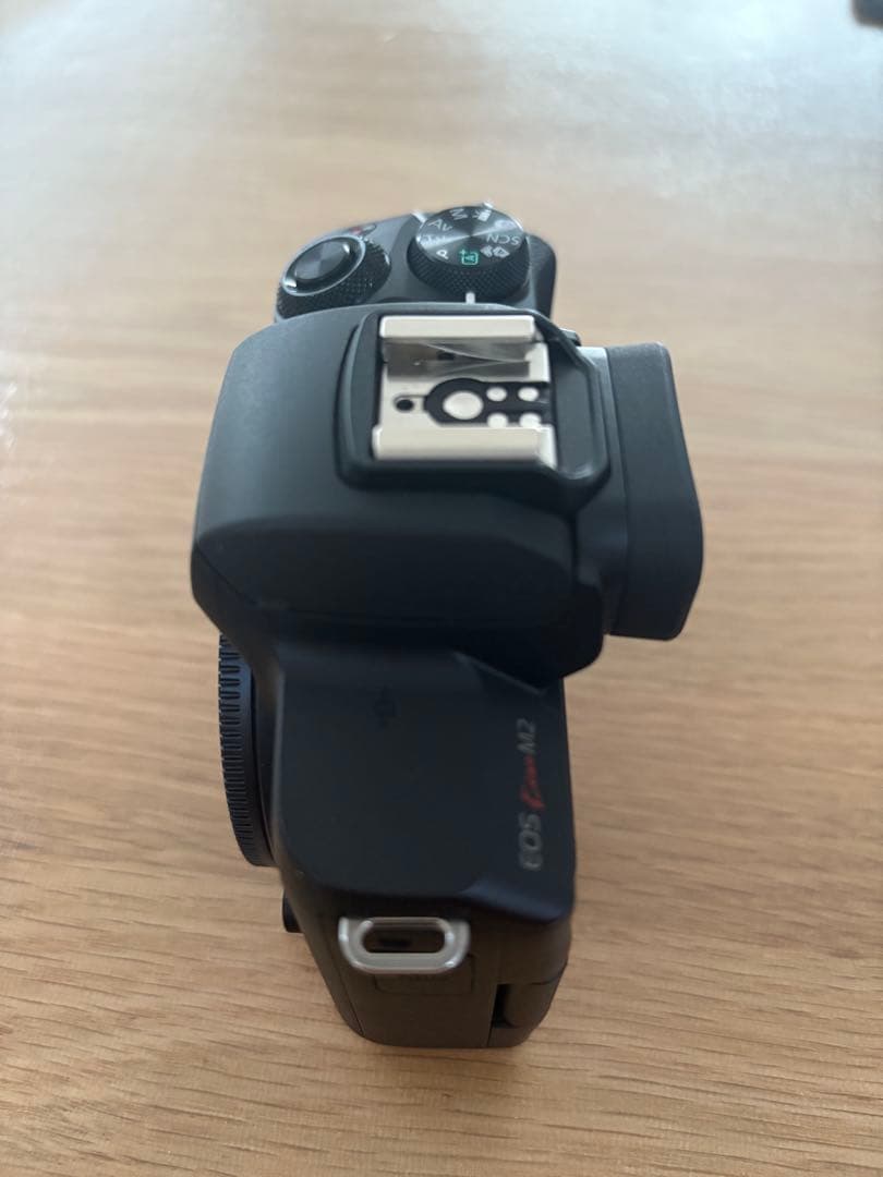 Canon eos kiss m2 レンズキット＋単焦点レンズ