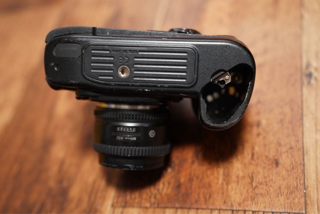 S*n様 Nikon F100 50mmレンズセット（本体難あり）