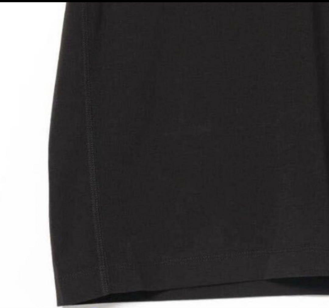 【極美品】即完売モデル MONCLER ブラック Tシャツ