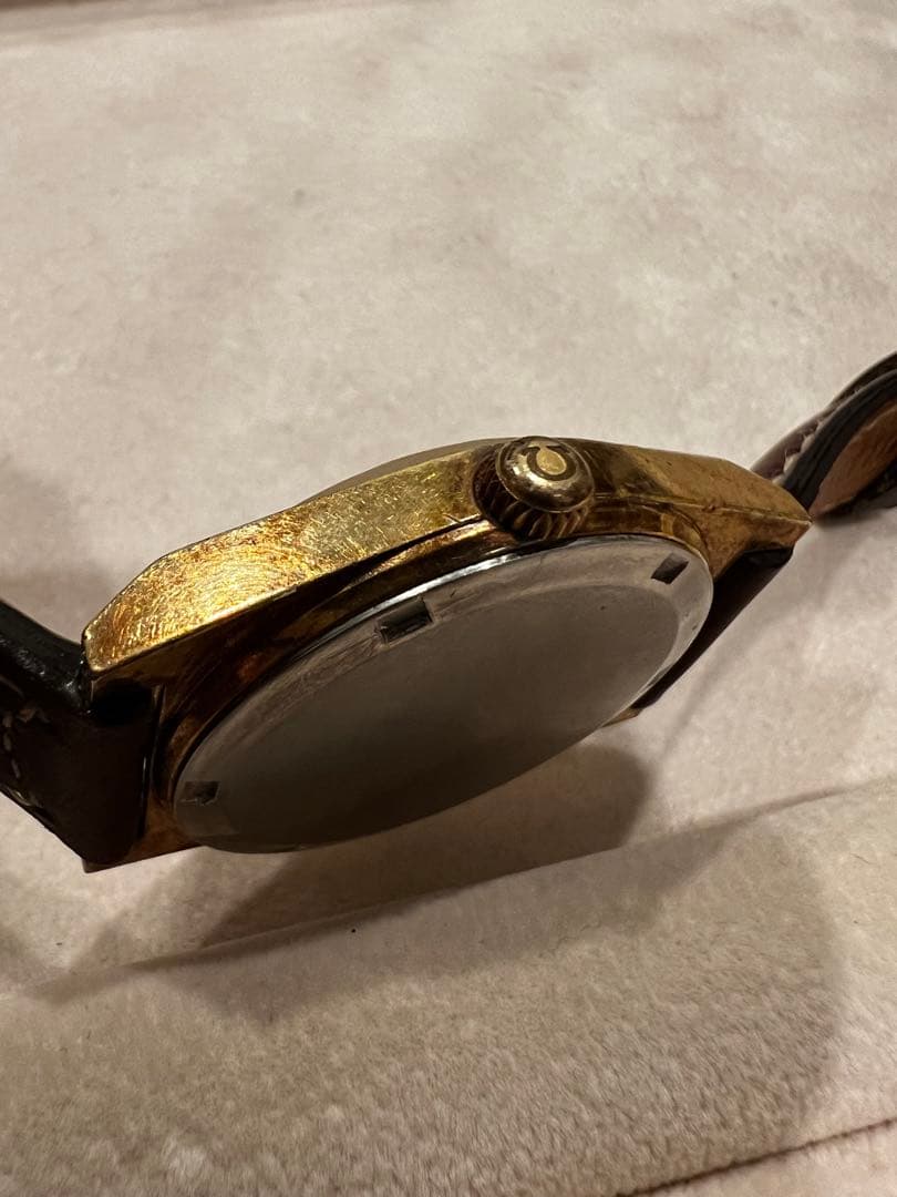 【中古】OMEGA Geneve 136.0049 デイト付 手巻き GOLD