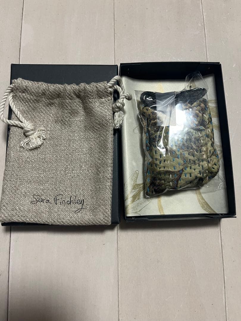 アクセサリー Sara Finchley \"Khloris\" Narrow Bracelet