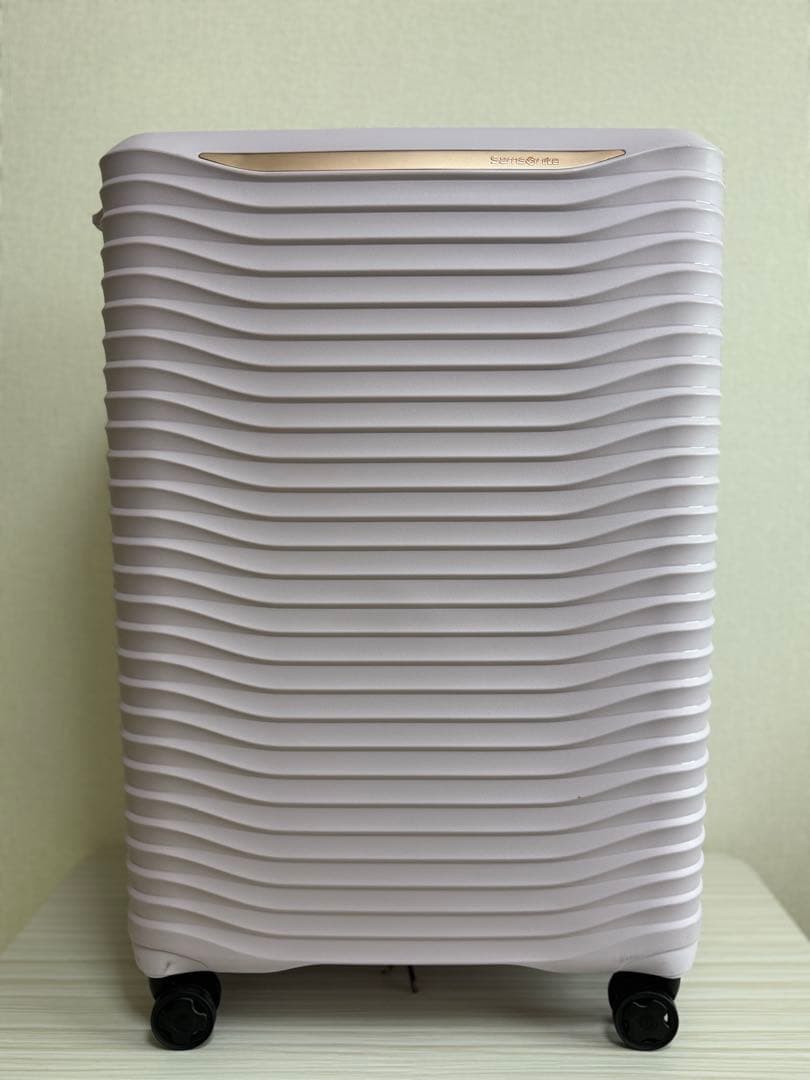 サムソナイト　パステルピンク　キャリーケース　スーツケース（多少難あり）
