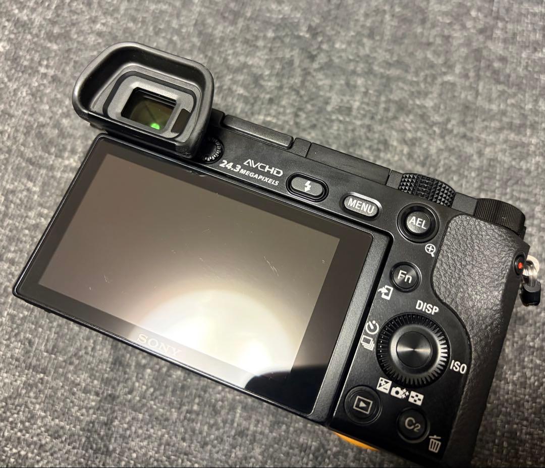 Sony α6000 ミラーレス一眼 カメラセット 海外版