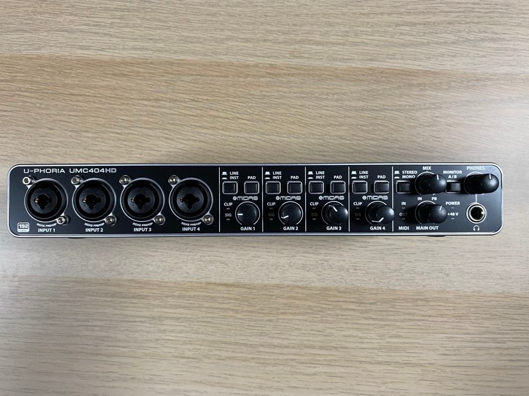 Behringer UMC404HD オーディオインターフェイス