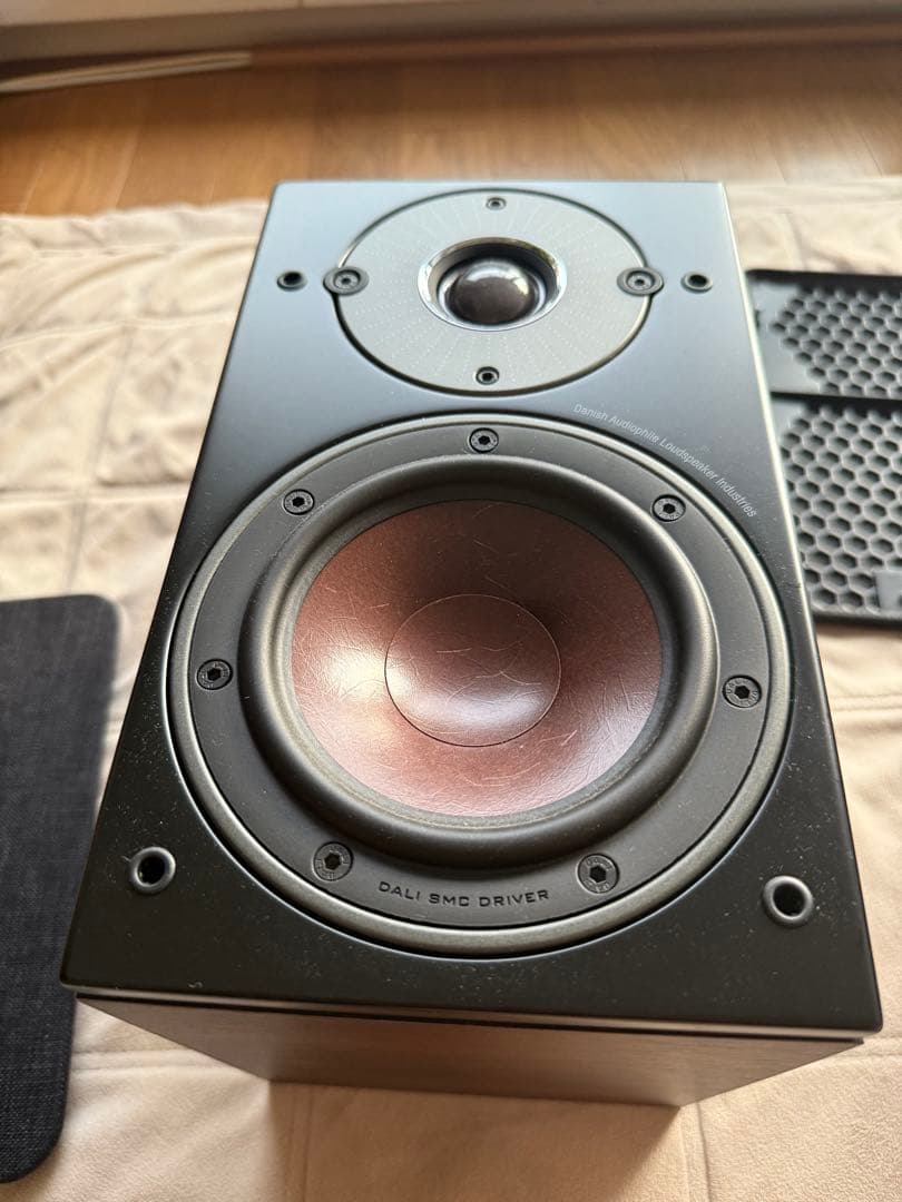 DALI OBERON 1 DW (ダークウォルナット) 元箱付き