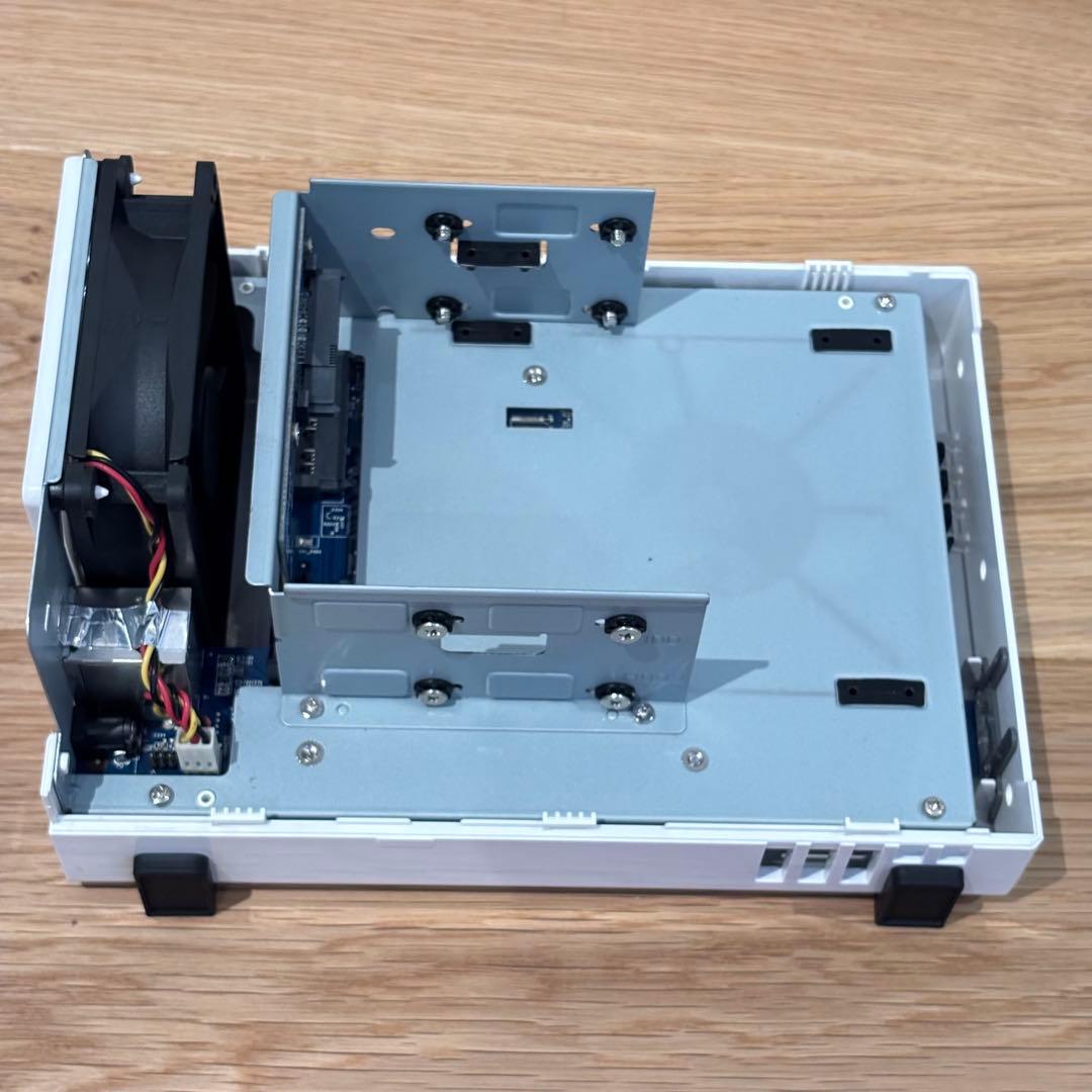 外付けハードディスク・ドライブ Synology DiskStation DS215j NAS