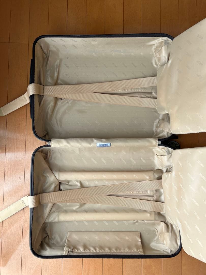 リモワ　サルサデラックス　35L 4輪　グロスブラウン　機内持込　キャリーケース