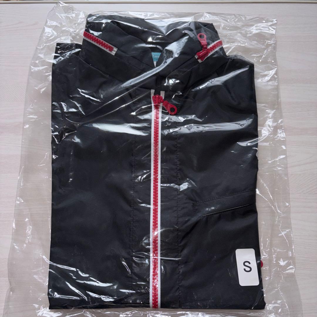 近藤レーシング　Sサイズ黒色ジャケット 赤いジッパー