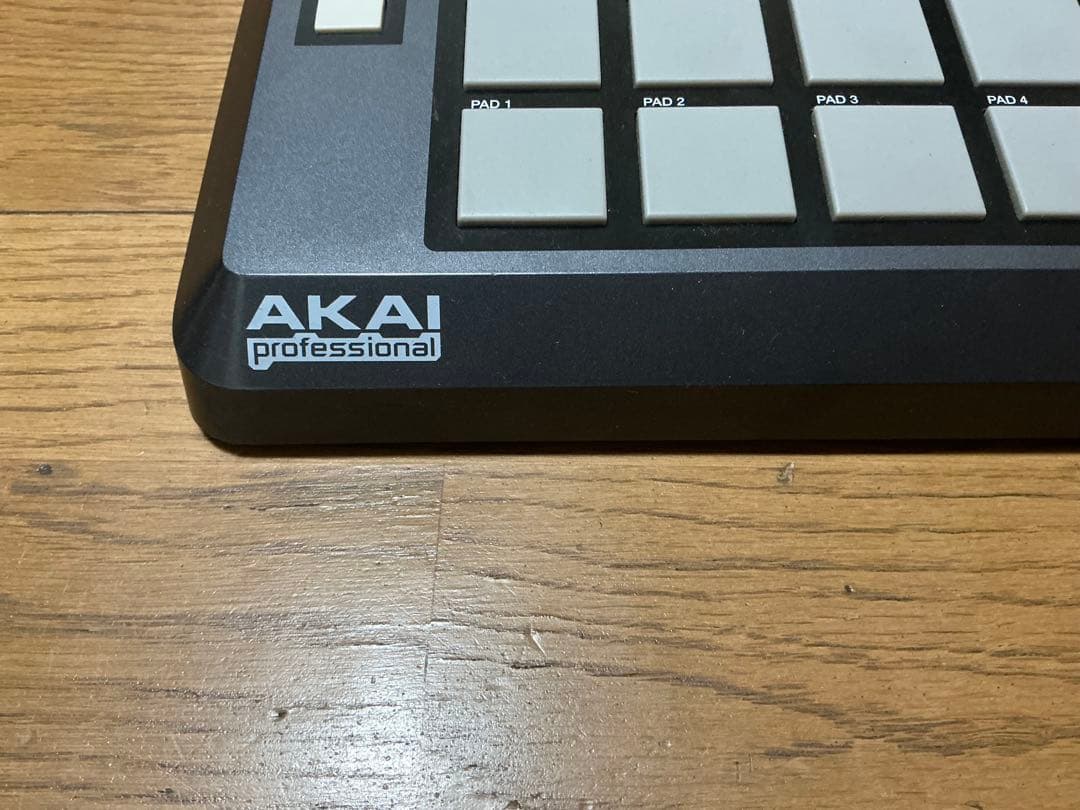 【値下げ】AKAI MPD32 MIDIコントローラー