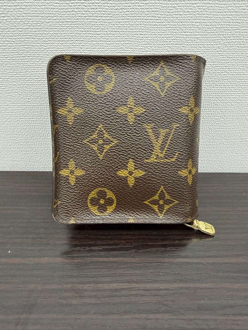 Louis Vuitton モノグラム 二つ折り財布　M61667