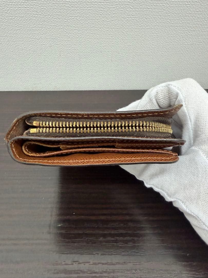 Louis Vuitton モノグラム 二つ折り財布　M61667