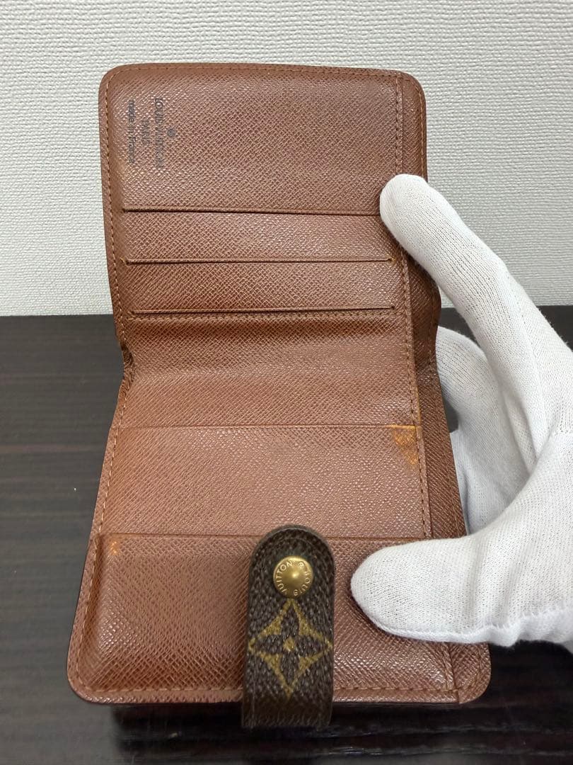 Louis Vuitton モノグラム 二つ折り財布　M61667