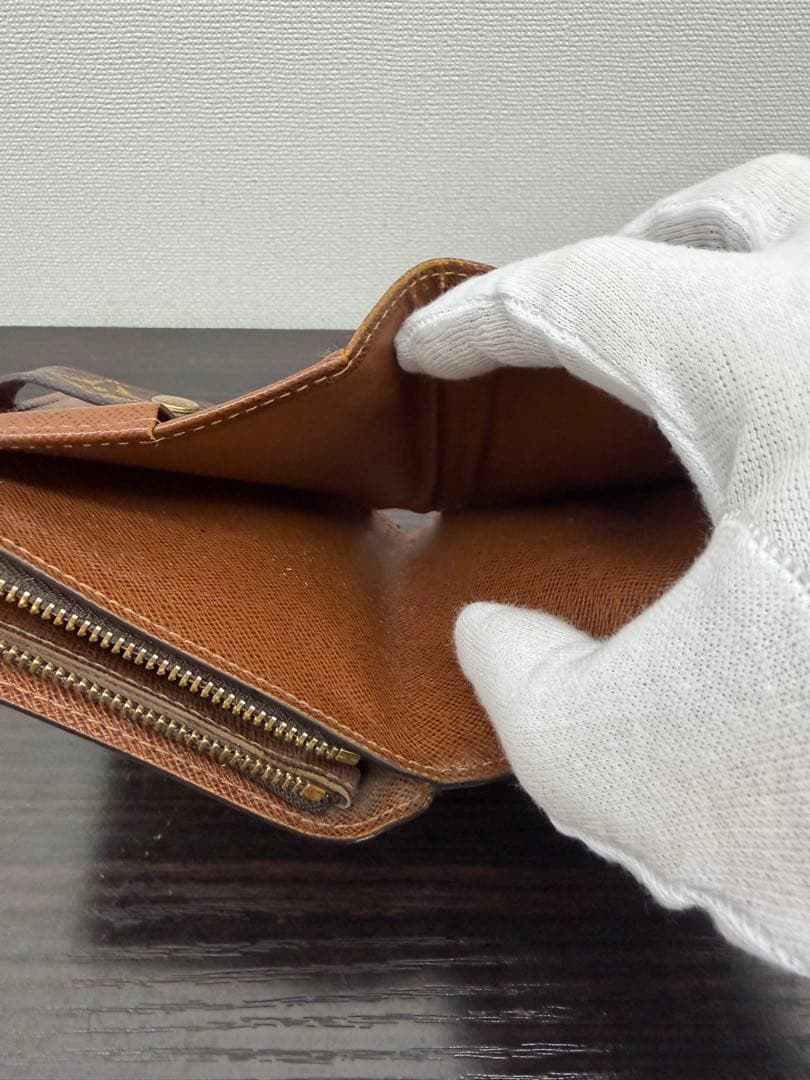 Louis Vuitton モノグラム 二つ折り財布　M61667
