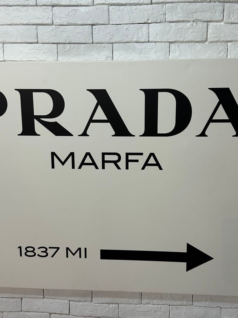 【東京都23区配送無料】定価12万円　プラダ　アートパネル　特大　キャンバス　絵