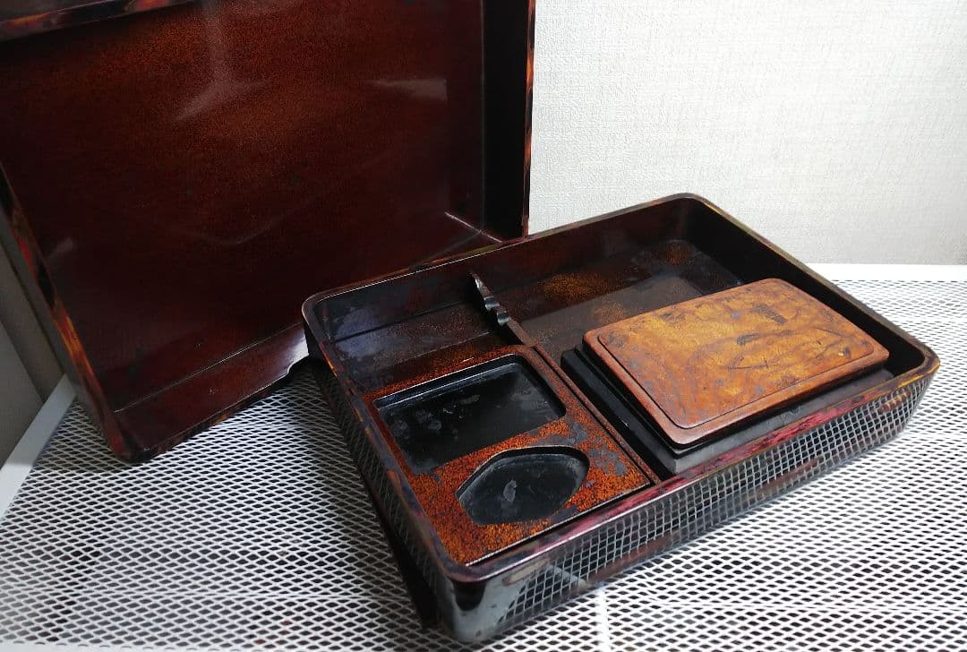 【紫檀】赤間関住 盛信作の硯　硯箱