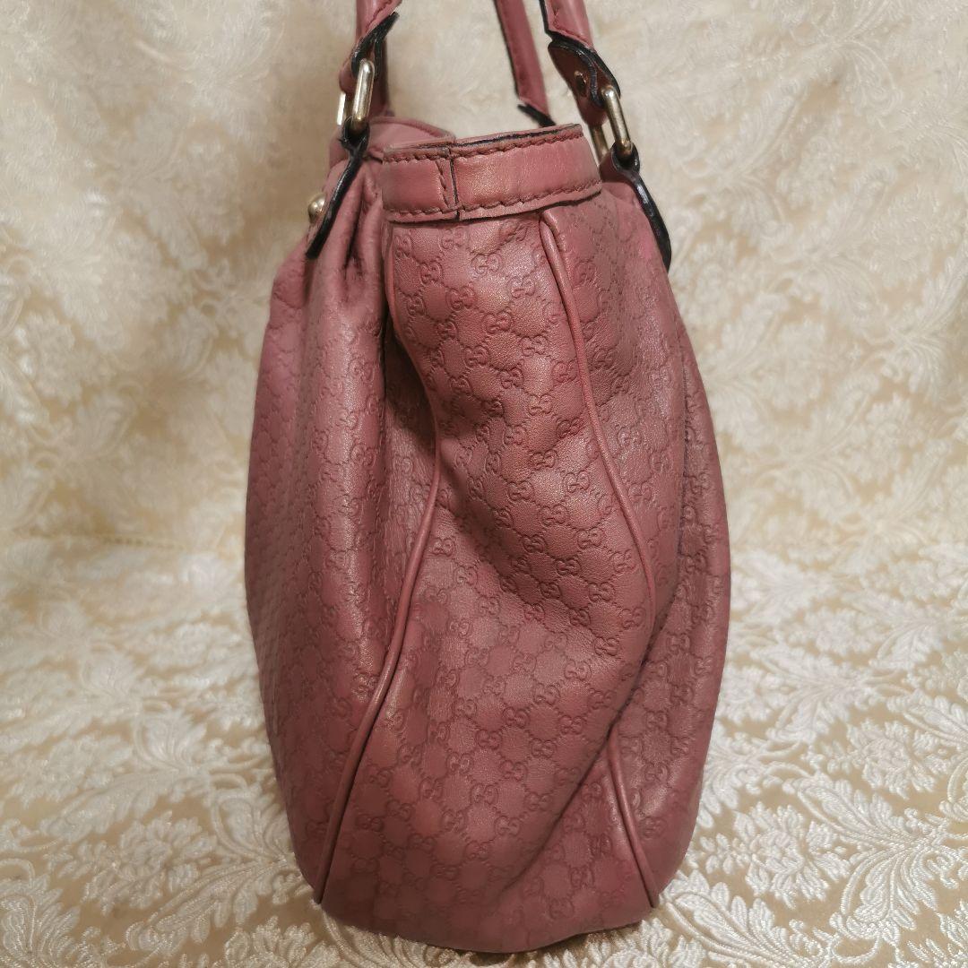 GUCCI ピンクレザーショルダーバッグ