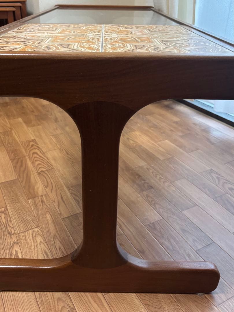 G-PLAN ガラストップローテーブル