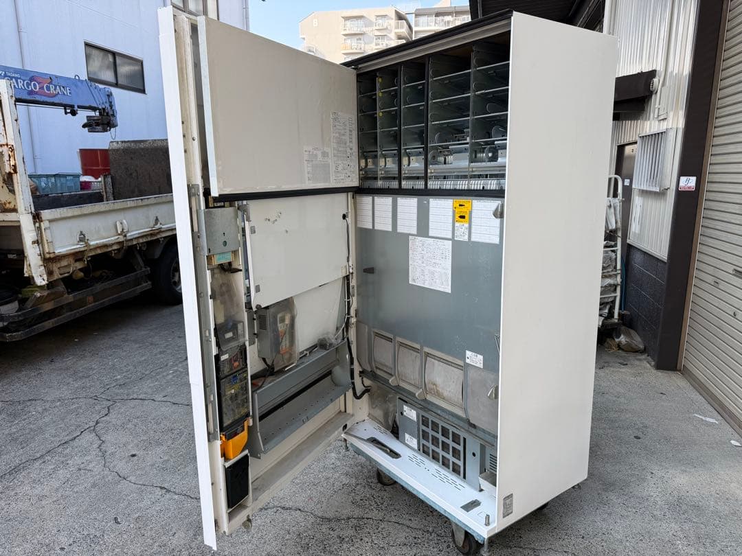 クボタ　Kubota　自動販売機　２５セレ　LED　飲料　ペットボトル