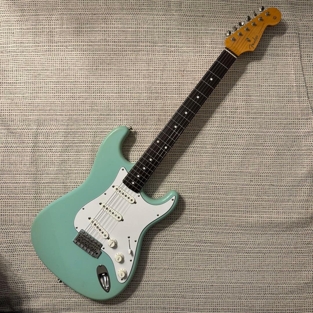 ギター Fender JAPAN STRATOCASTER Surf Green