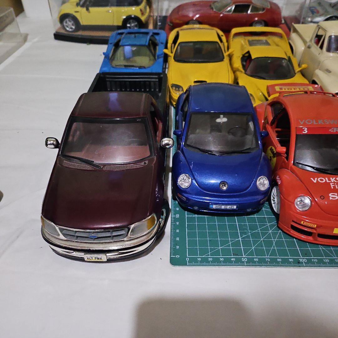 １/18 Ferrari　Volkswagen　シボレー　東海道ヤナセ、コーンズ